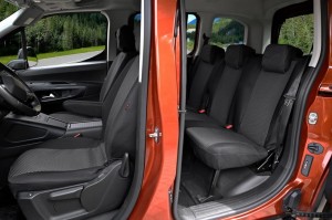 Opel Combo E (od 2019-) Pokrowce materiał tapicerski