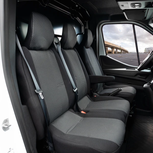 Nissan interstar lux (5).webp