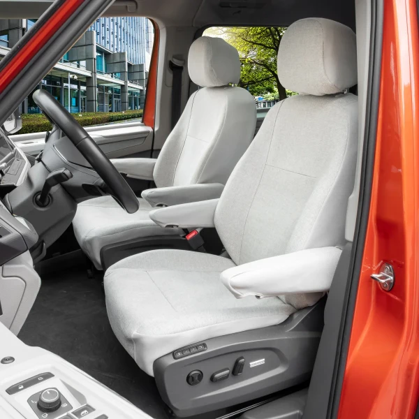 massgefertigte-sitzbezuege-geeignet-fuer-vw-t7-multivan-ab-2021-2-sitzer-1-reihe-len-beige-gewebe-mit-klassischer-webstruktur-rueckenlehne-mit-oeffnung-fuer-den-klapptisch~2.webp