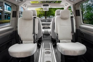 Volkswagen Multivan T7 (2 / 3 rząd 1+1 miejsca od 2022-) Pokrowce LEN BEIGE Materiał tapicerski