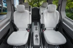 Volkswagen Multivan T7 (2 / 3 rząd 1+1 miejsca od 2022-) Pokrowce LEN BEIGE Materiał tapicerski